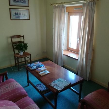 Hotel De La Place Liffol-le-Grand Экстерьер фото