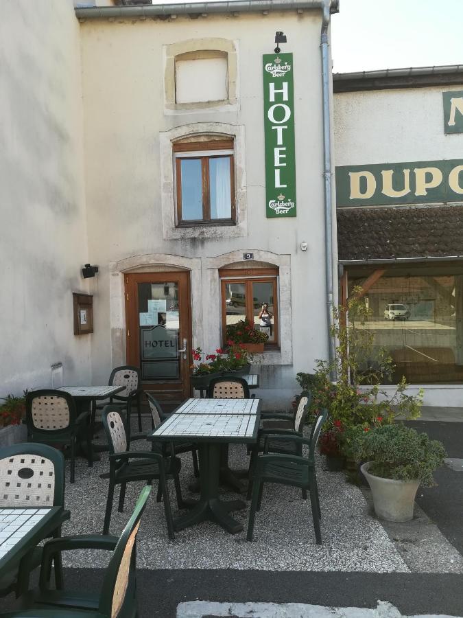Hotel De La Place Liffol-le-Grand Экстерьер фото